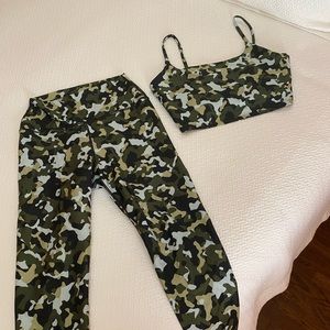 Carbon 38 Camo bra and legging set